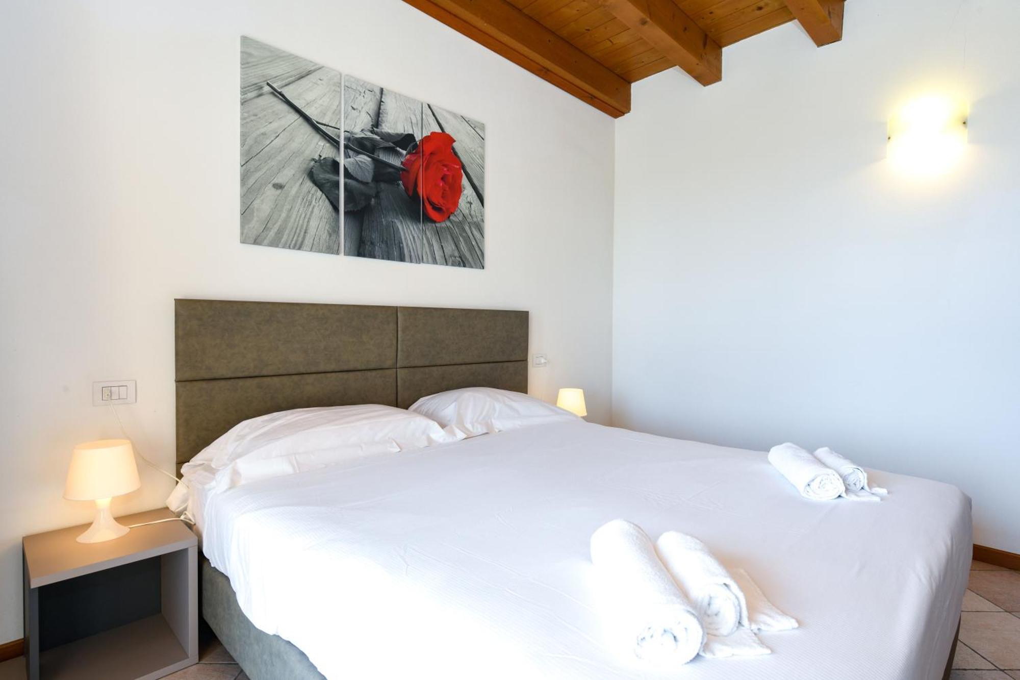 Relais Rosa Dei Venti -Ciao Vacanze- Moniga del Garda Phòng bức ảnh